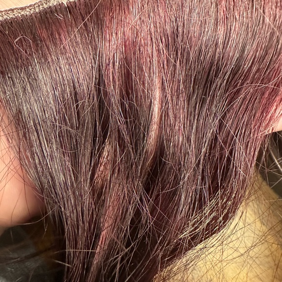 Clip in hair extensions - Picture 3 of 5